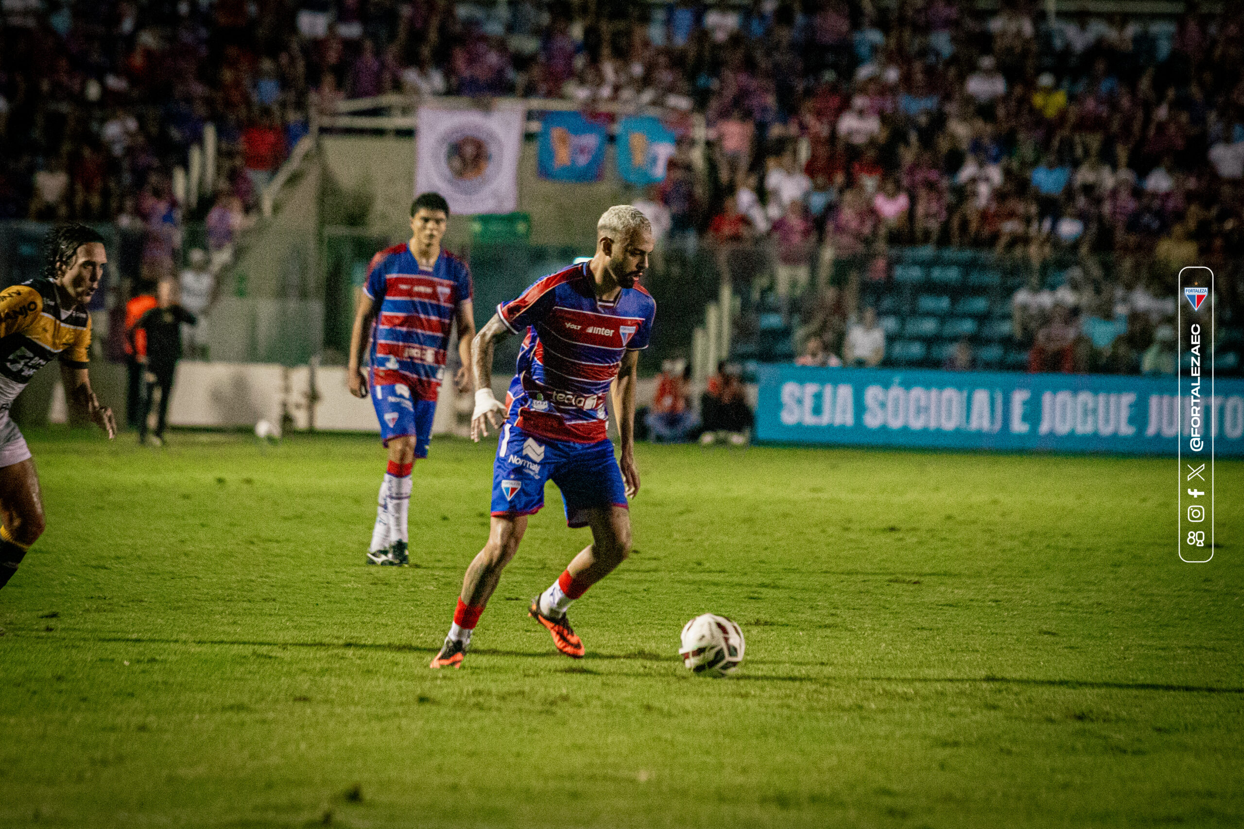 Sem novidades, Fortaleza relaciona 24 jogadores para duelo contra o Operário, pela Série B