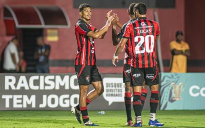 Com time misto, Vitória vence o Piauí e assume liderança do Grupo A da Copa do Nordeste