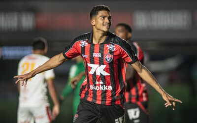 Vitória vence a Juazeirense e assume liderança do Grupo A da Copa do Nordeste