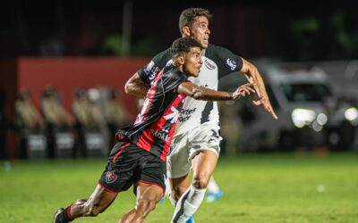 Vitória e Corinthians não saem do zero no Barradão, pelo Brasileirão