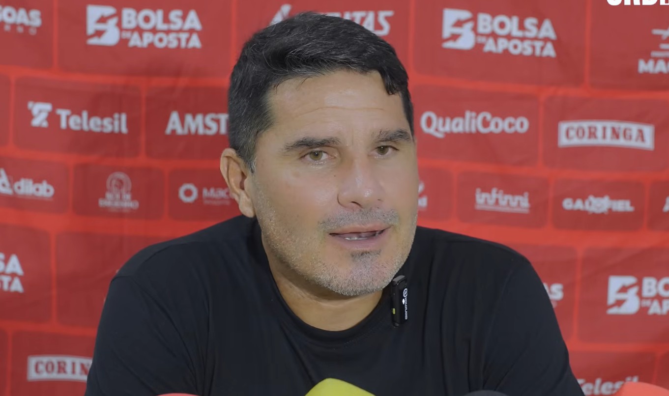 Pressionado, Barroca vê “momento atípico” no CRB e garante respaldo da diretoria para seguir no cargo