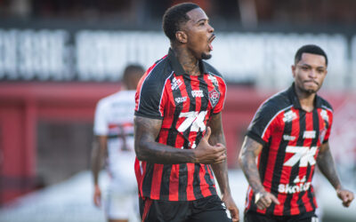 Vitória vence São Paulo e chega a 80% de aproveitamento no Barradão na Série A
