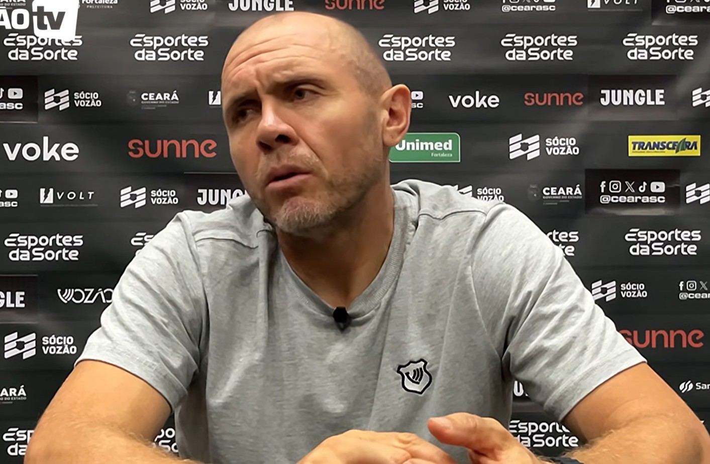 Mozart destaca virada de chave do Ceará no segundo tempo contra o Cuiabá e exalta time: “Vitória merecida”