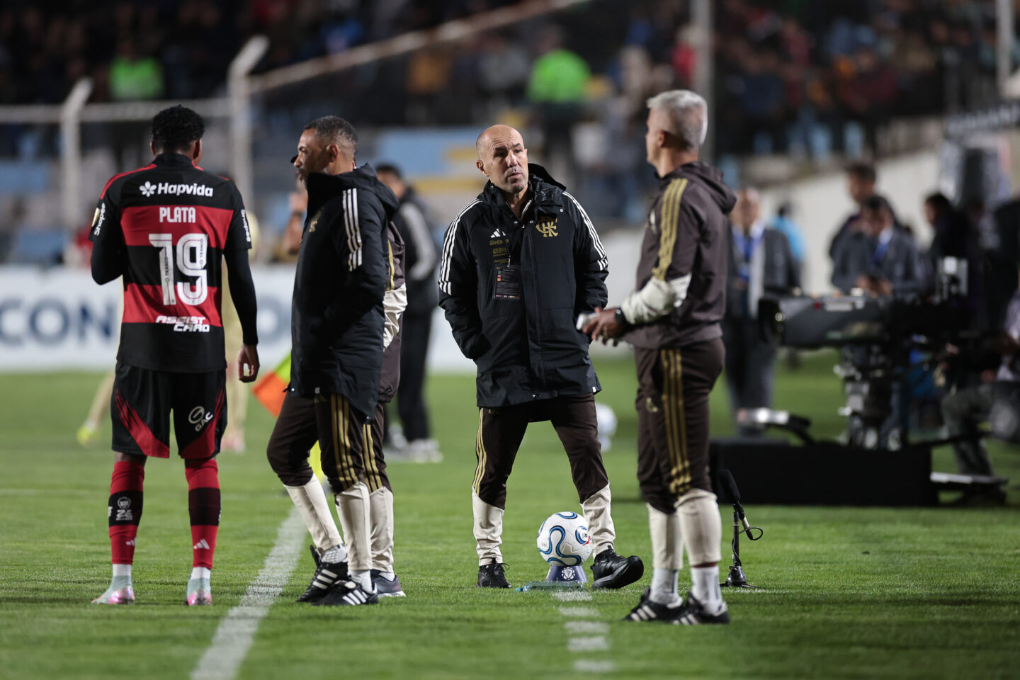 Vitória recebe Flamengo pela Copa do Brasil e conta com apoio da torcida para reverter desvantagem; confira a provável escalação 2 Leonardo Jardim, treinador do Flamengo - Foto: Gilvan de souza/Flamengo