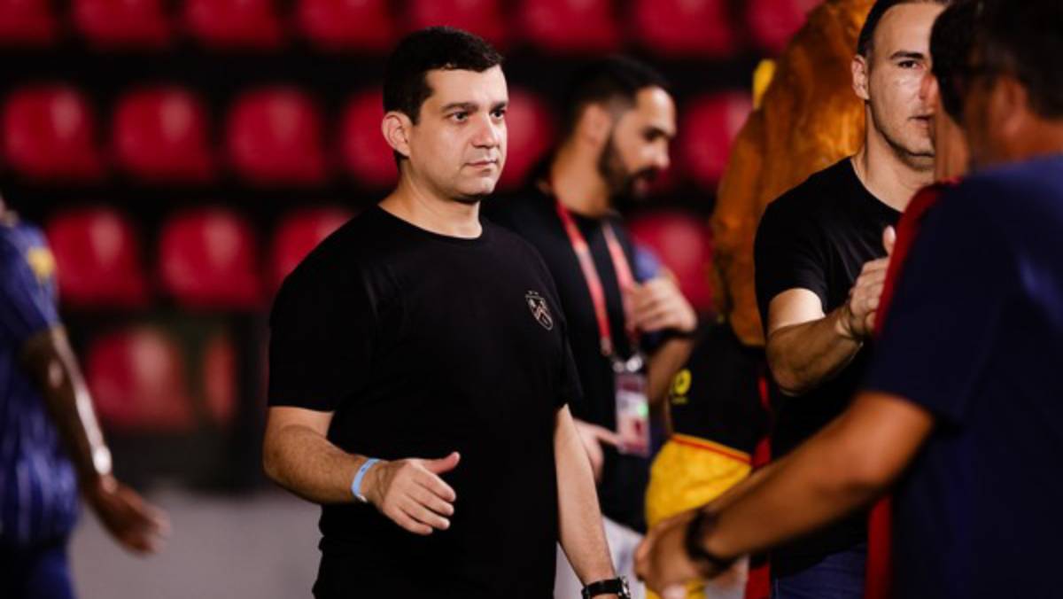 Diretor do Sport descarta folha beirando os R$ 5 milhões na segunda janela e projeta mercado “sem loucuras”