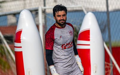 CRB confirma lesão do goleiro Matheus Albino, que passará por cirurgia