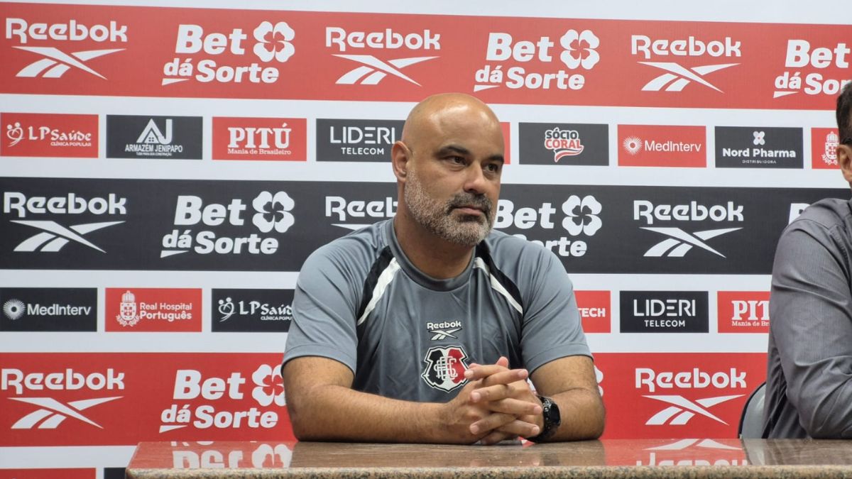 Novo técnico do Santa Cruz, Cristian de Souza fala em resposta rápida em campo e cita rotatividade de treinadores: “Não estamos em Londres”