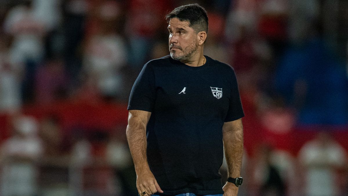 Barroca exalta CRB mesmo em eliminação na Copa do Brasil e liga alerta para desgaste contra o Sport pela Série B