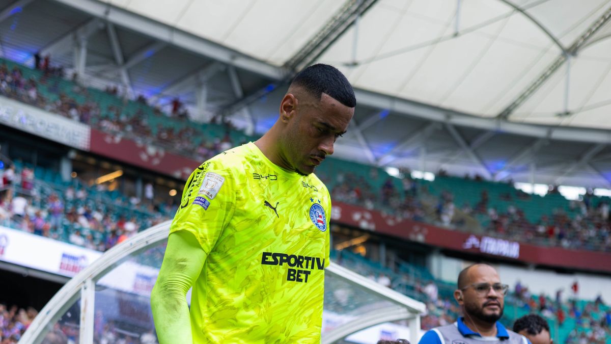 Bahia confirma ruptura completa do tendão patelar do joelho direito do goleiro Léo Vieira