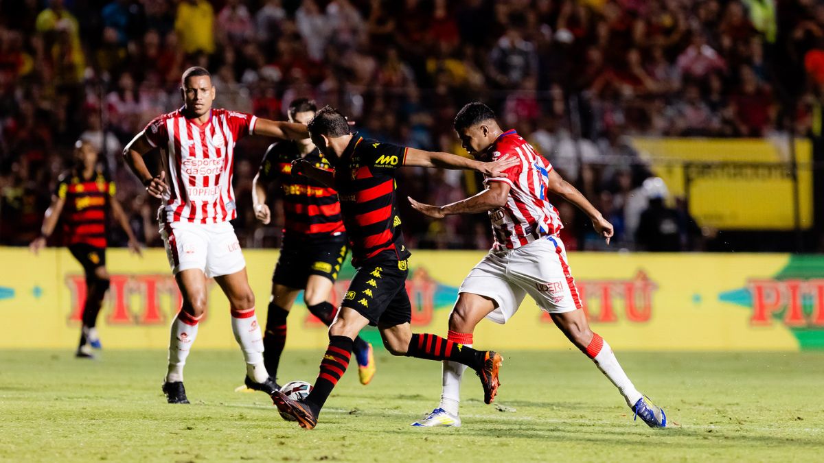 Quatro meses que mudaram tudo: Sport e Náutico chegam diferentes ao Clássico dos Clássicos 3 Sport x Náutico na Ilha do Retiro pela Série B do Brasileirão 2026 -