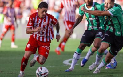 Náutico atropela o América-MG nos Aflitos e entra no G-6 da Série B