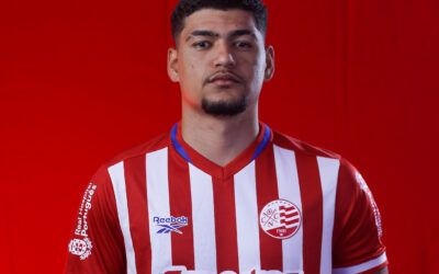 “Tem condições de estar no grupo”, diz técnico do Náutico após primeiro gol e jogo de Luiz Cláudio