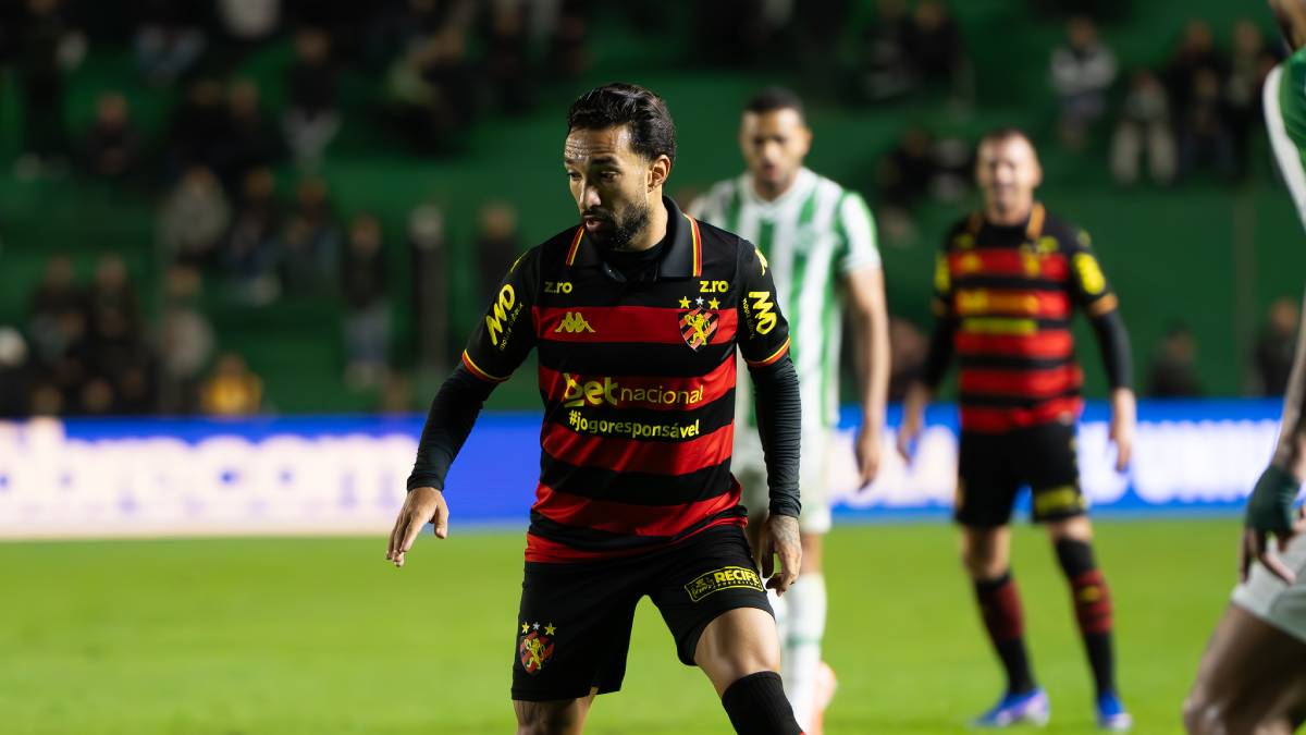 Clayson tem lesão grau 2 confirmada e amplia problemas ofensivos do Sport