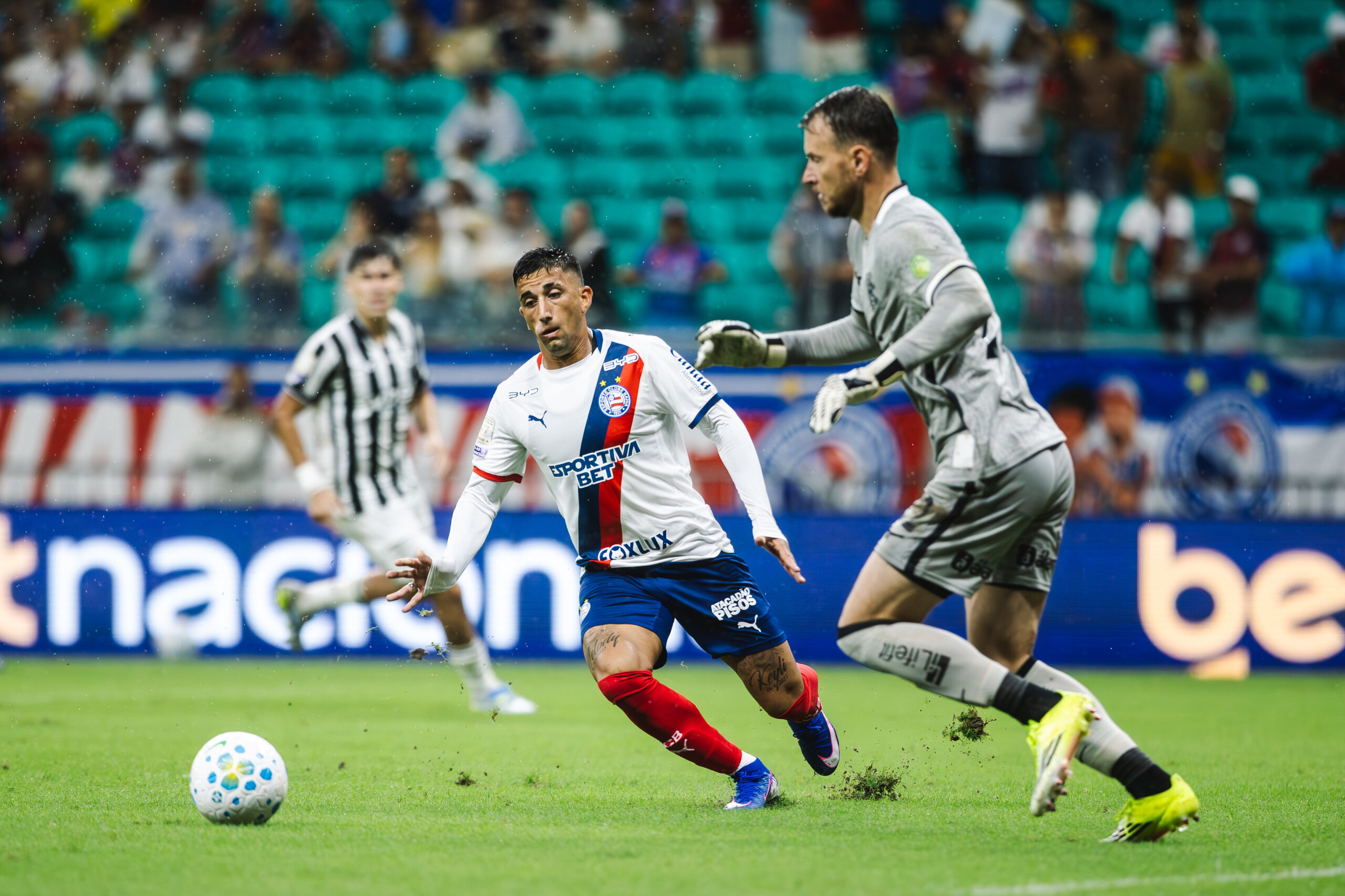 Bahia descarta suspeita de fratura em Kike Oliveira, mas atacante passará por novos exames 1 Kike Olivera em partida contra o Botafogo - Foto: Letícia Martins/EC Bahia