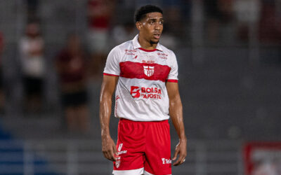 CRB oficializa venda do zagueiro Wallace para o Grêmio e transferência se torna a maior de um atleta da base do clube