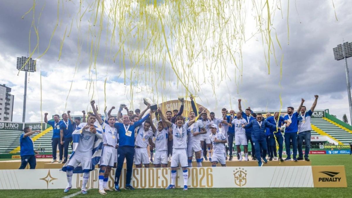 Adversário do Ceará, Avaí chega ao duelo embalado pelo título da Copa Sul-Sudeste