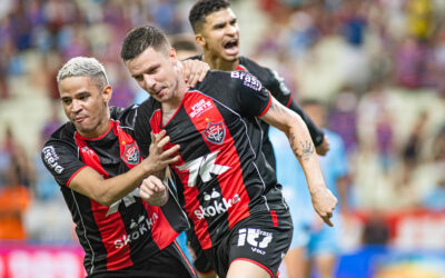 Kayzer discute com torcedores do Fortaleza após final e lembra que foi mandado embora do clube