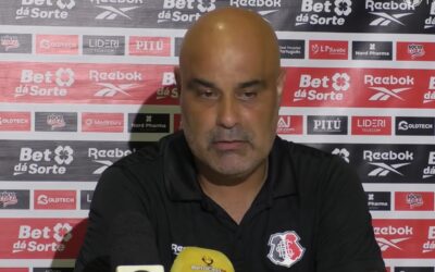 Técnico do Santa Cruz vê “saldo positivo” após empate com um a menos e exalta postura do time