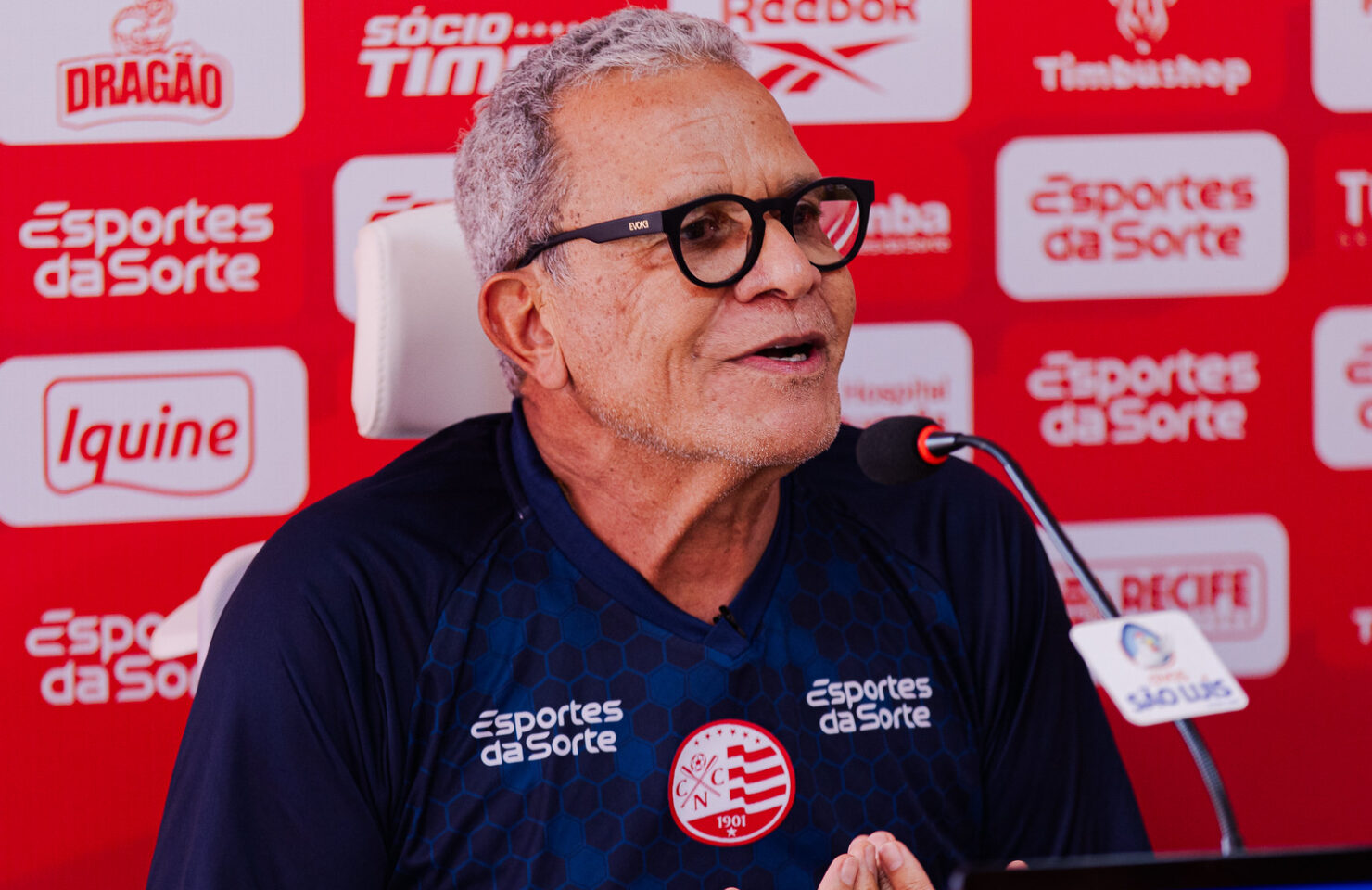 “De imediato, nós podemos ter uma surpresa”, diz Hélio dos Anjos sobre dispensa de jogador no Náutico 1 Hélio dos Anjos - Treinador - Náutico