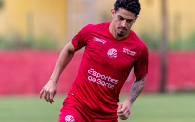 Técnico do Náutico confirma conversas e retorno de Dodô ao elenco: “Esse episódio está sendo superado”