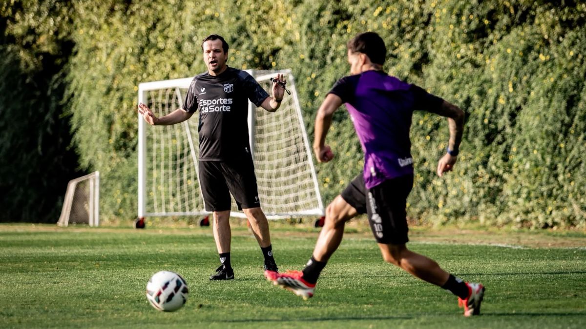 Ceará encerra preparação para jogo contra o São Bernardo; veja provável escalação 1 Ceará - Treino - São Paulo