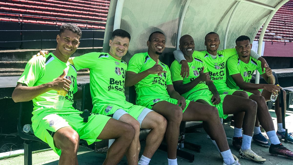 Sem jogos da Série C no final de semana, Santa Cruz dá três dias de folga para o elenco