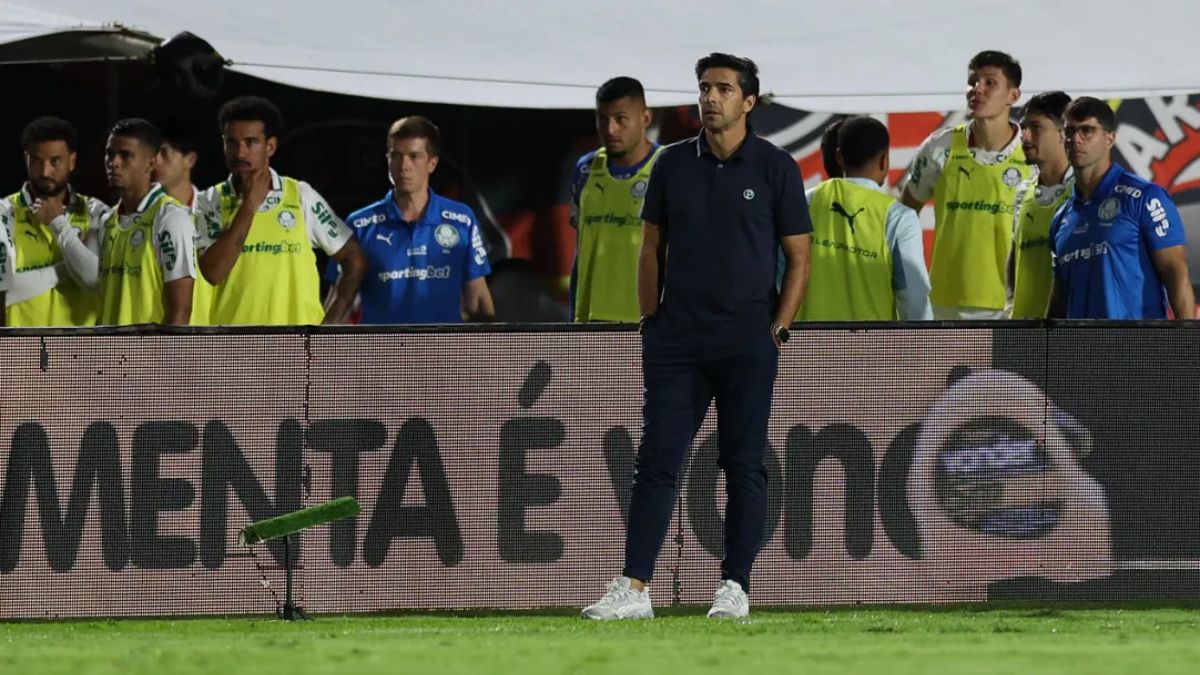 Abel Ferreira concorda com expulsões do Vitória e diz que lance de Maurício foi “no limite” 1 Abel Ferreira - Palmeiras - Vitória - Barradão