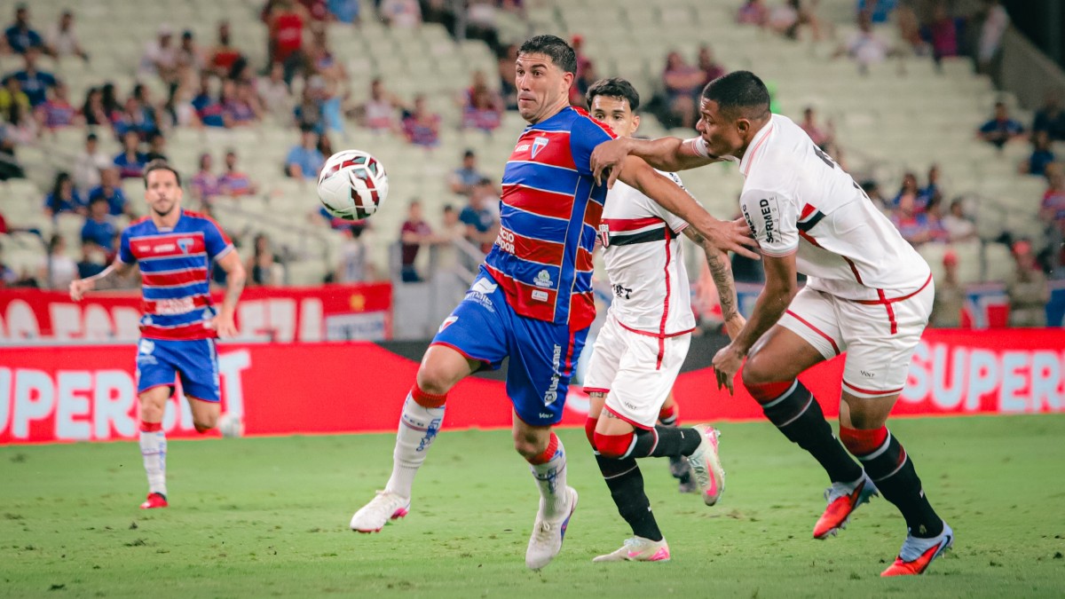 Fortaleza se impõe, vence Botafogo-SP e se recupera na Série B antes da estreia de Paulo Autuori 3 Miritello, atacante do Fortaleza em jogo contra o Botafogo-SP