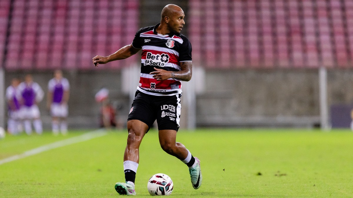 Santa Cruz: Quirino aciona Justiça para rescindir contrato e cobra valor milionário