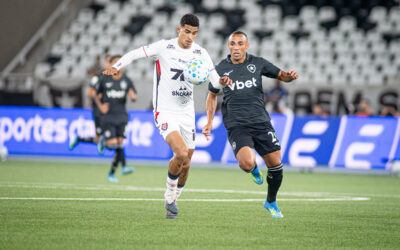 Com excelente atuação de Lucas Arcanjo, Vitória segura empate contra o Botafogo no Nilton Santos