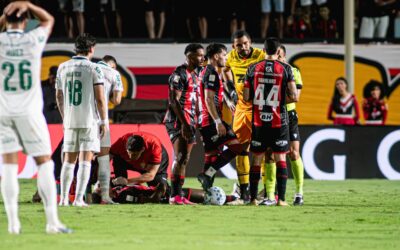 Com arbitragem protagonista do jogo, Vitória perde para o Palmeiras no Barradão pela Série A