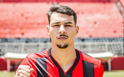 Sport retoma negociações por Claudinho, do Vitória, e aguarda decisão do lateral-direito