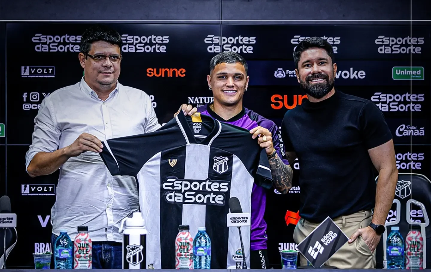 Nico Ferreira é apresentado no Ceará - Foto: Reprodução/Redes Sociais