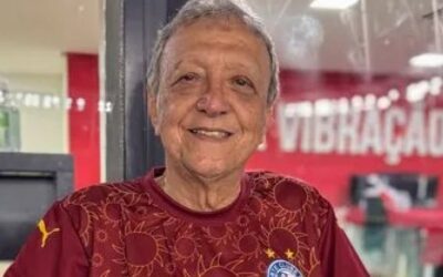 Ídolo do Bahia e companheiro de Pelé no Santos, Douglas Franklin morre aos 76 anos
