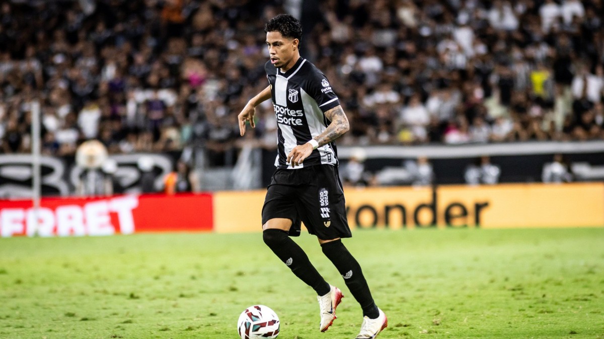 Por R$ 4,2 milhões, Ceará acerta venda do atacante Giulio para o futebol europeu