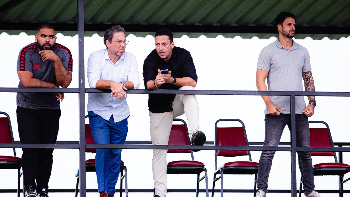 Diretor abre o jogo sobre procura por camisa “10” no Sport: “Prioridade absoluta”