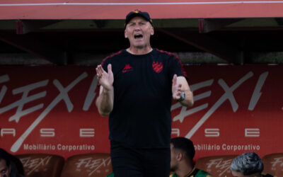 Técnico do Sport exalta atuação contra o Vila Nova e dedica vitória à torcida, diretoria e elenco: “Acreditaram no nosso trabalho”