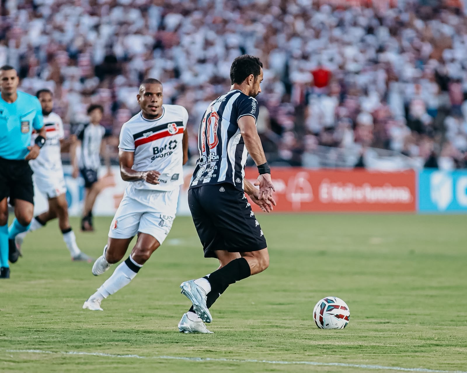 Em jogo eletrizante, Botafogo-PB e Santa Cruz empatam pela Série C