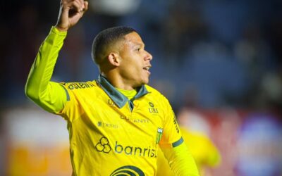 Técnico do Náutico projeta tempo de recuperação de Danielzinho e explica contratação após diagnóstico de lesão