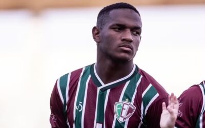 Santa Cruz acerta empréstimo do atacante Léo Carvalho, destaque no Sub-20 do Fluminense-PI