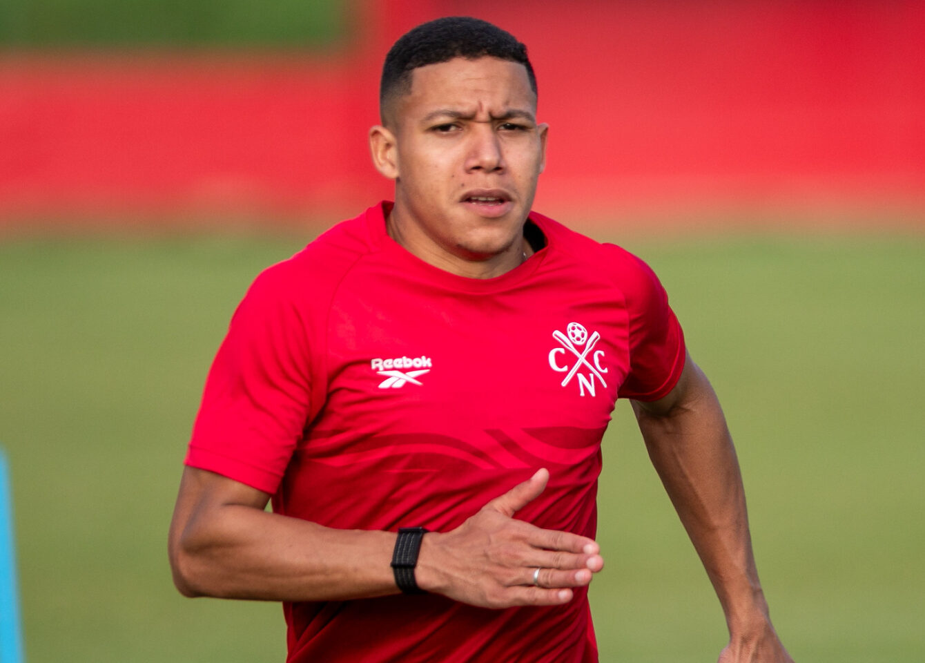 Danielzinho destaca versatilidade em campo e se coloca à disposição para estrear no Náutico 1 Danielzinho - Atacante - Náutico