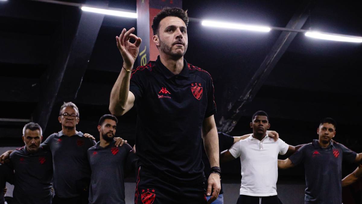 Mariano Soso projeta clássico contra o Náutico e cobra manutenção da postura do elenco do Sport: “É uma motivação”