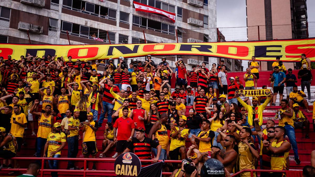 Presos durante clássico, membros de organizada do Sport são investigados por ataque a rivais