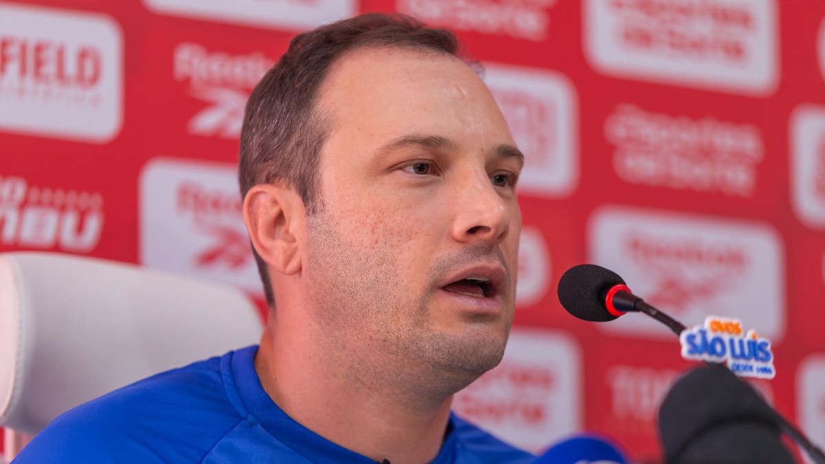 Bruno Pivetti prega união em sua 3ª passagem no Náutico e vê chance de brigar por mais na Série B: "Vou sempre mirar o melhor" 1 Bruno Pivetti, técnico do Náutico