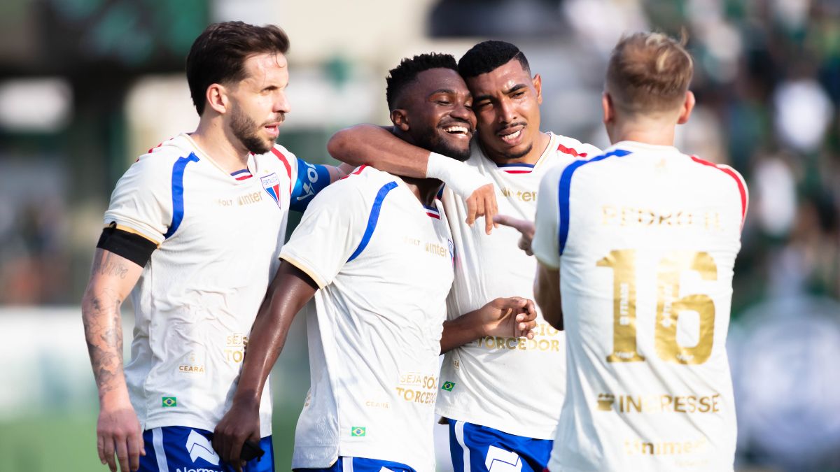 Goiás x Fortaleza pela Série B 2026 - Vitinho comemora gol