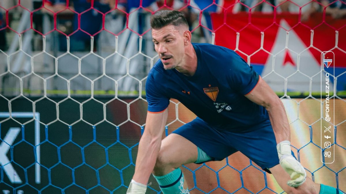 Goleiro do Fortaleza ironiza Ceará após empate no clássico: “Estão comemorando empate”