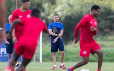 Técnico do Náutico revela possíveis substitutos para a vaga do suspenso Samuel