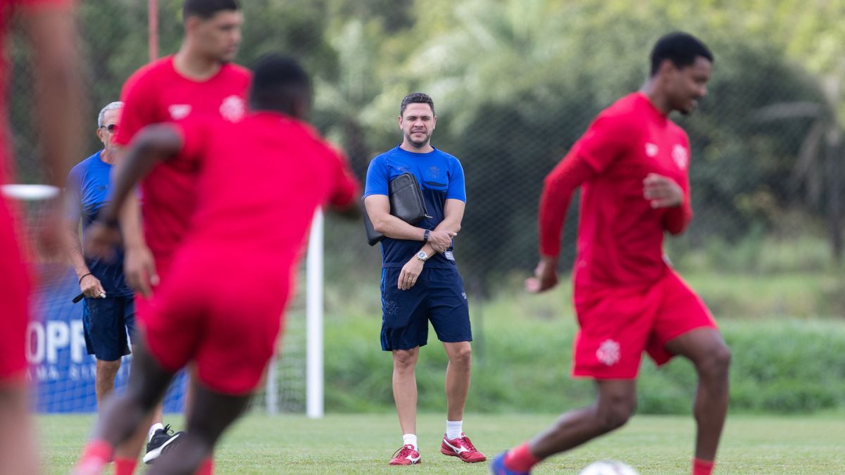 Guilherme dos Anjos, técnico do Náutico