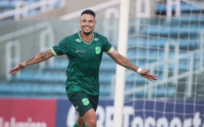 Rafinha projeta Floresta forte na briga pelo acesso à Série B: “Cada detalhe pode fazer a diferença”
