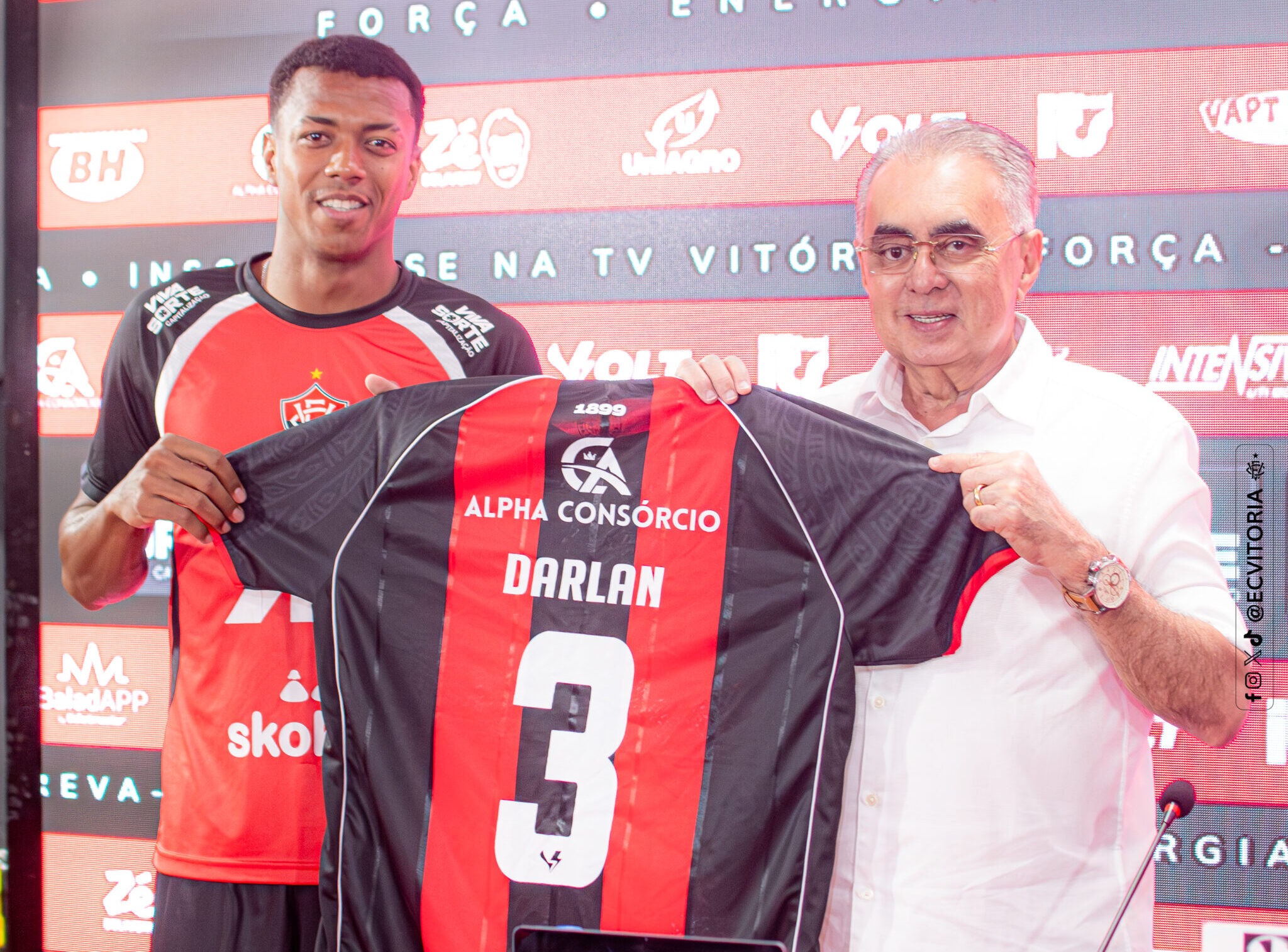 Darlan é apresentado no Vitória - Foto: Victor Ferreira/EC Vitória